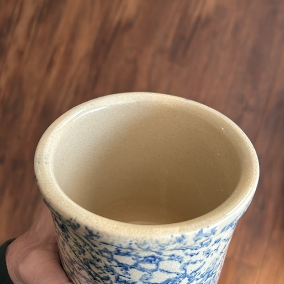 Roseville Ohio Blue Spongewear Pottery Low Jar Pint - Picture 4 of 5